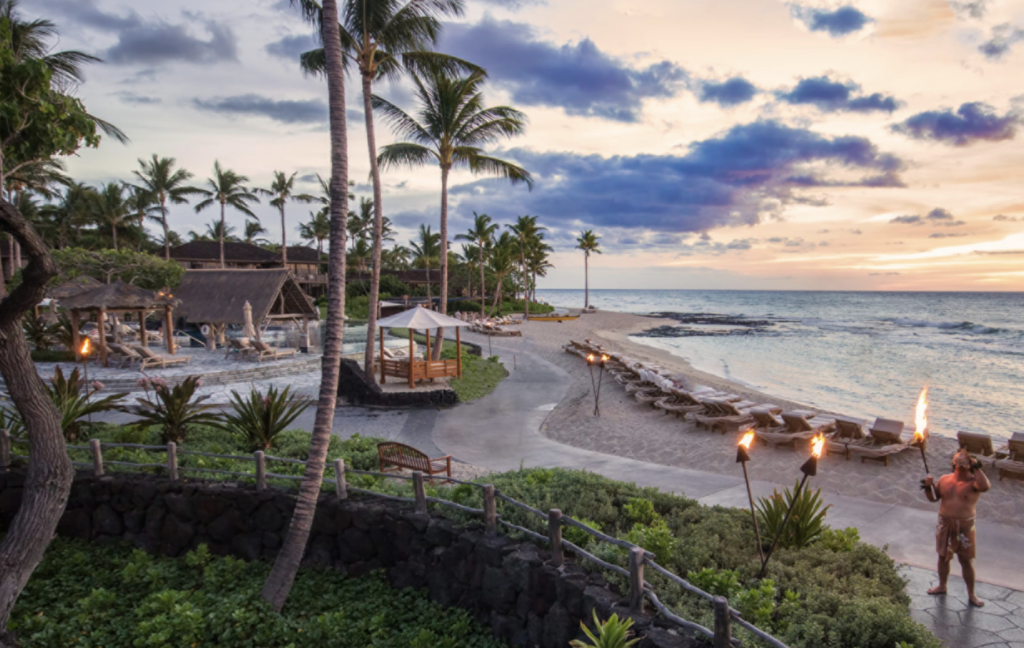 High bidders on the billionaire's golf trip at the Houston Children's Charity gala will bunk in luxury at the Four Seasons Hualalai.